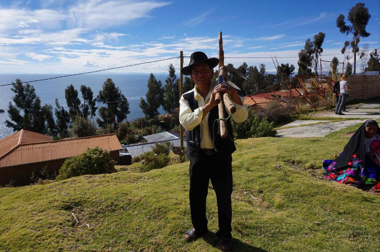 Tikawasi Homestay Comunidad Pueblo Isla Amantani Jose Luis Ocosuyo Dış mekan fotoğraf